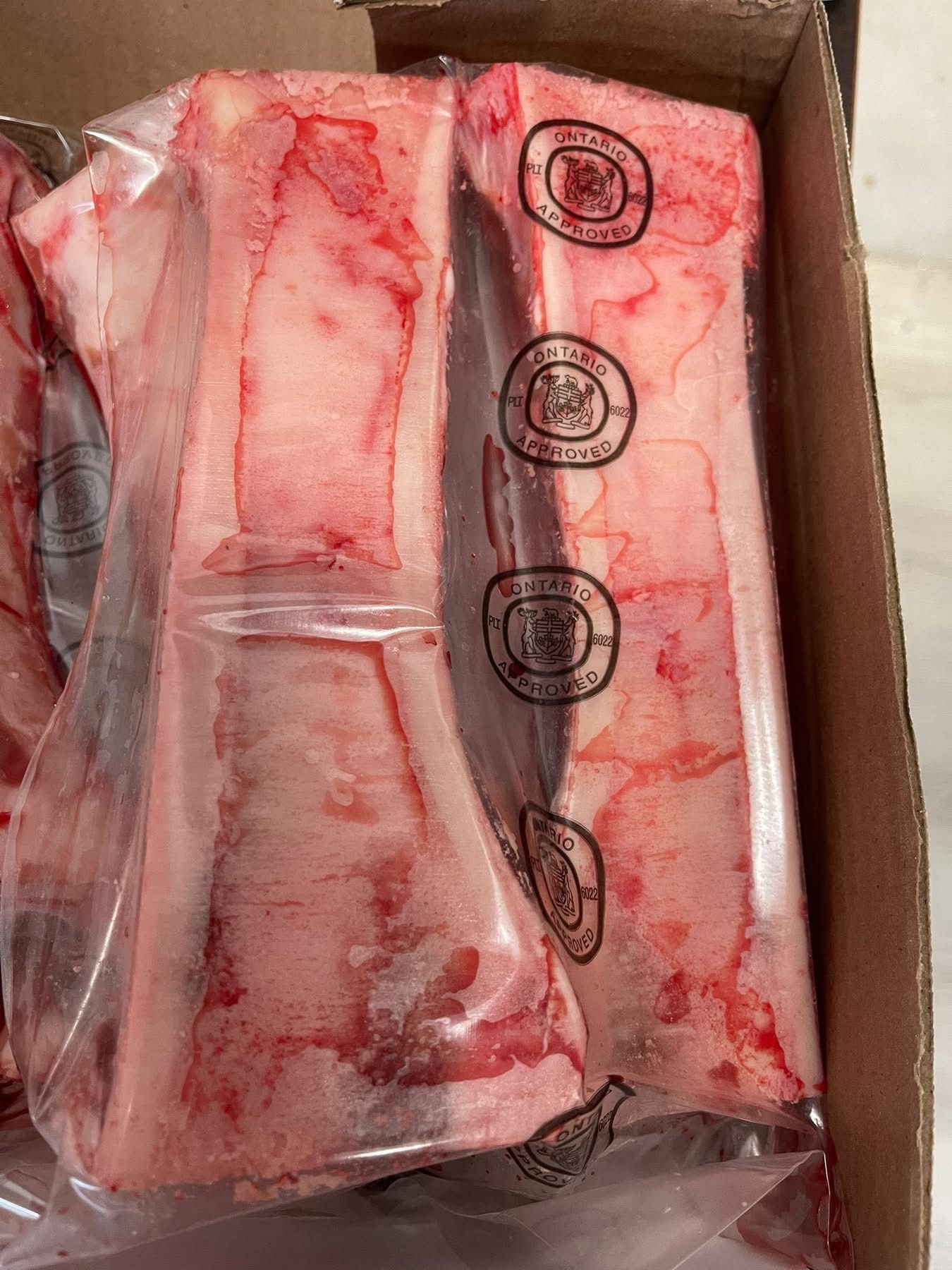 穀飼牛筒骨 Bone Marrow