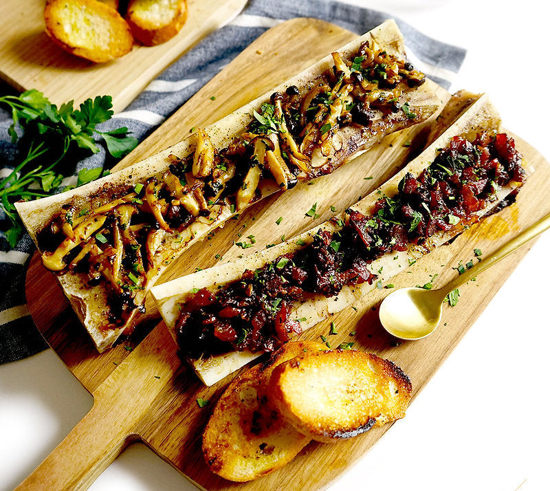 穀飼牛筒骨 Bone Marrow