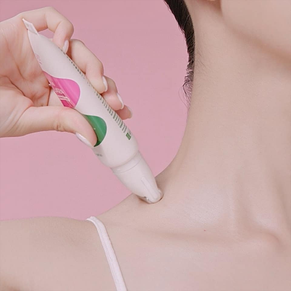South Korea's Chung Gundang CKD Small Molecule Retinol Collagen Massage Anti-Wrinkle Roller Neck Line Cream Set 50ml ➕ Substitute 50ml