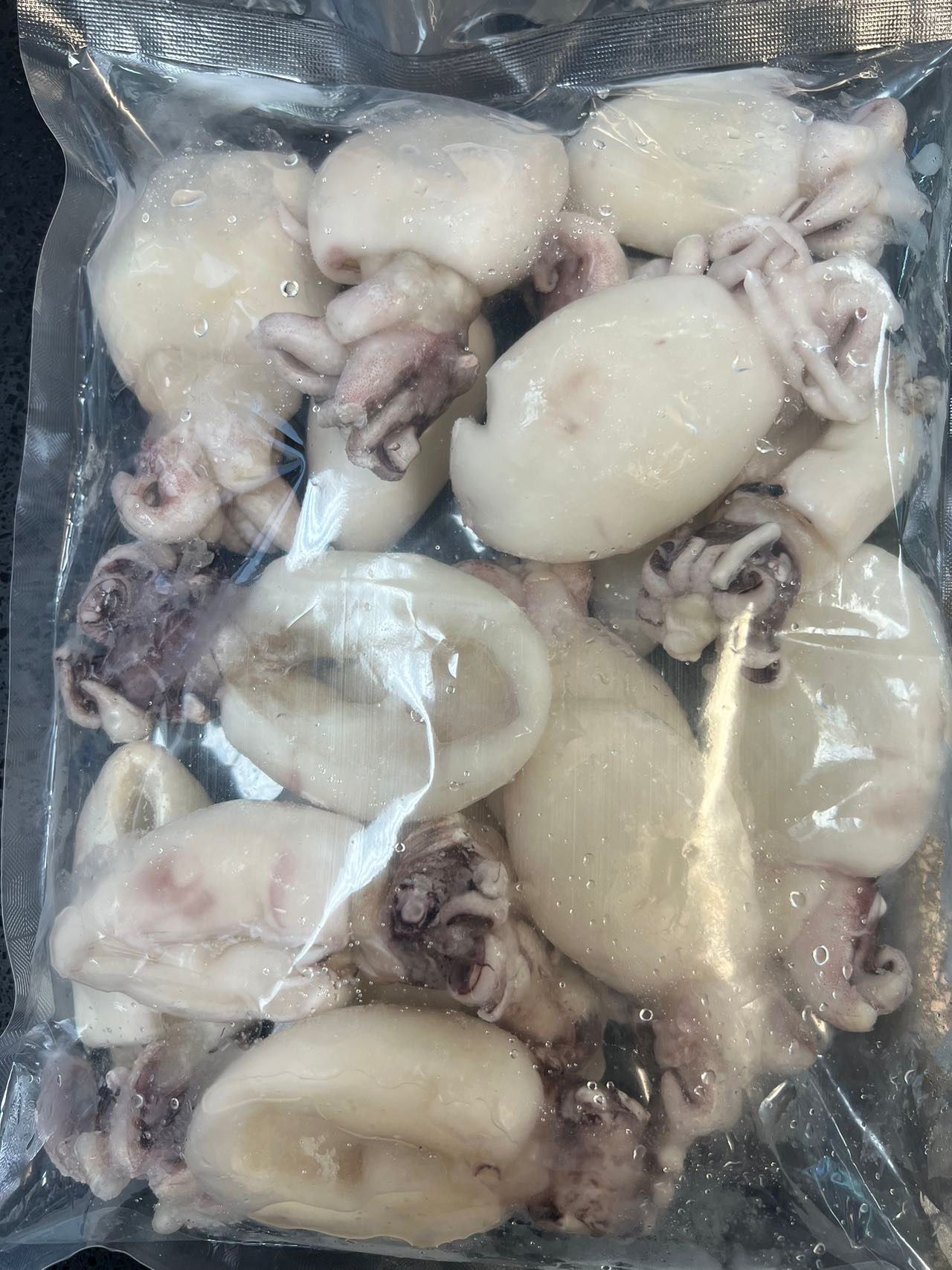 Frozen AAA grade cuttlefish 2.2lbs (10 packs of fresh steamed sweet potatoes included)