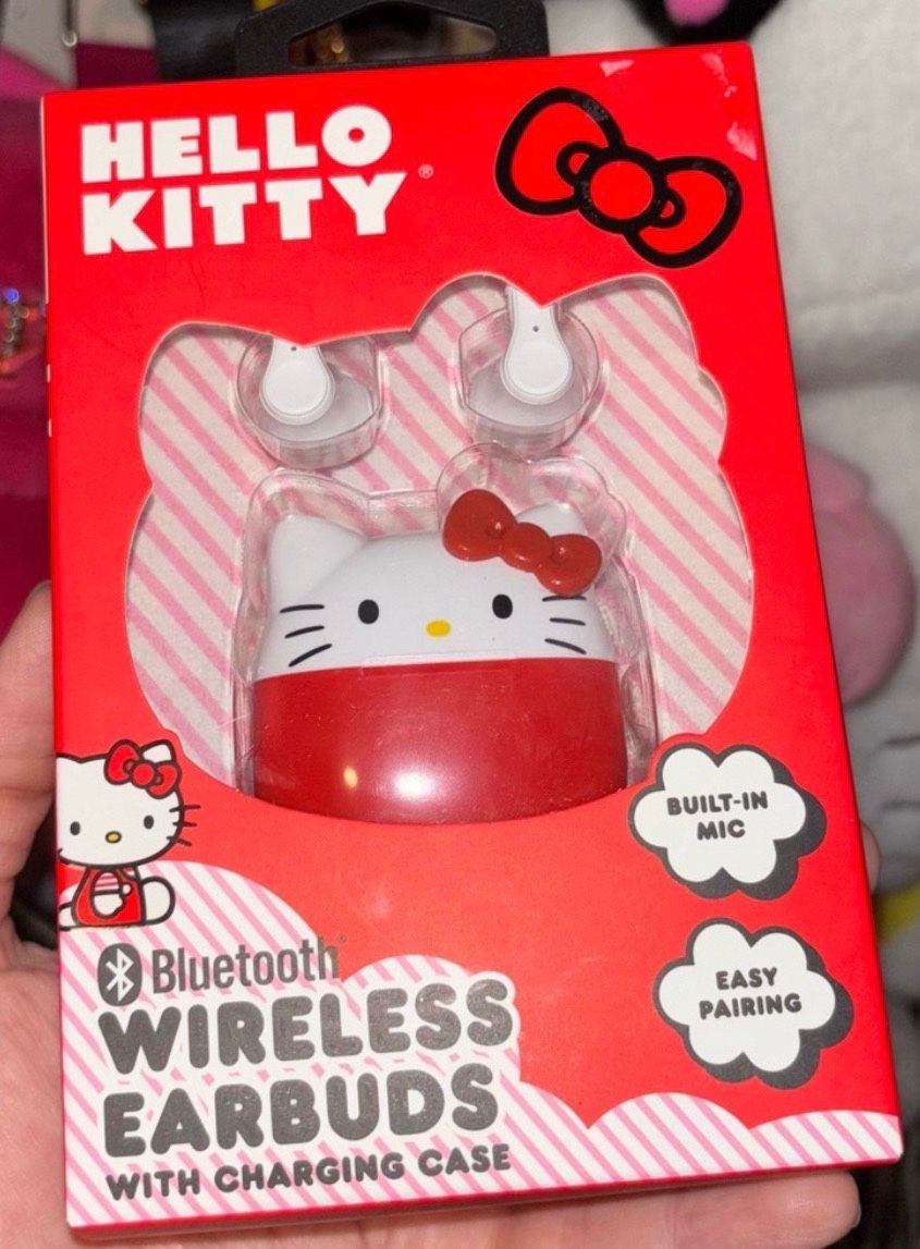 Hello Kitty 正品授權真無線耳機、（帶充電盒）